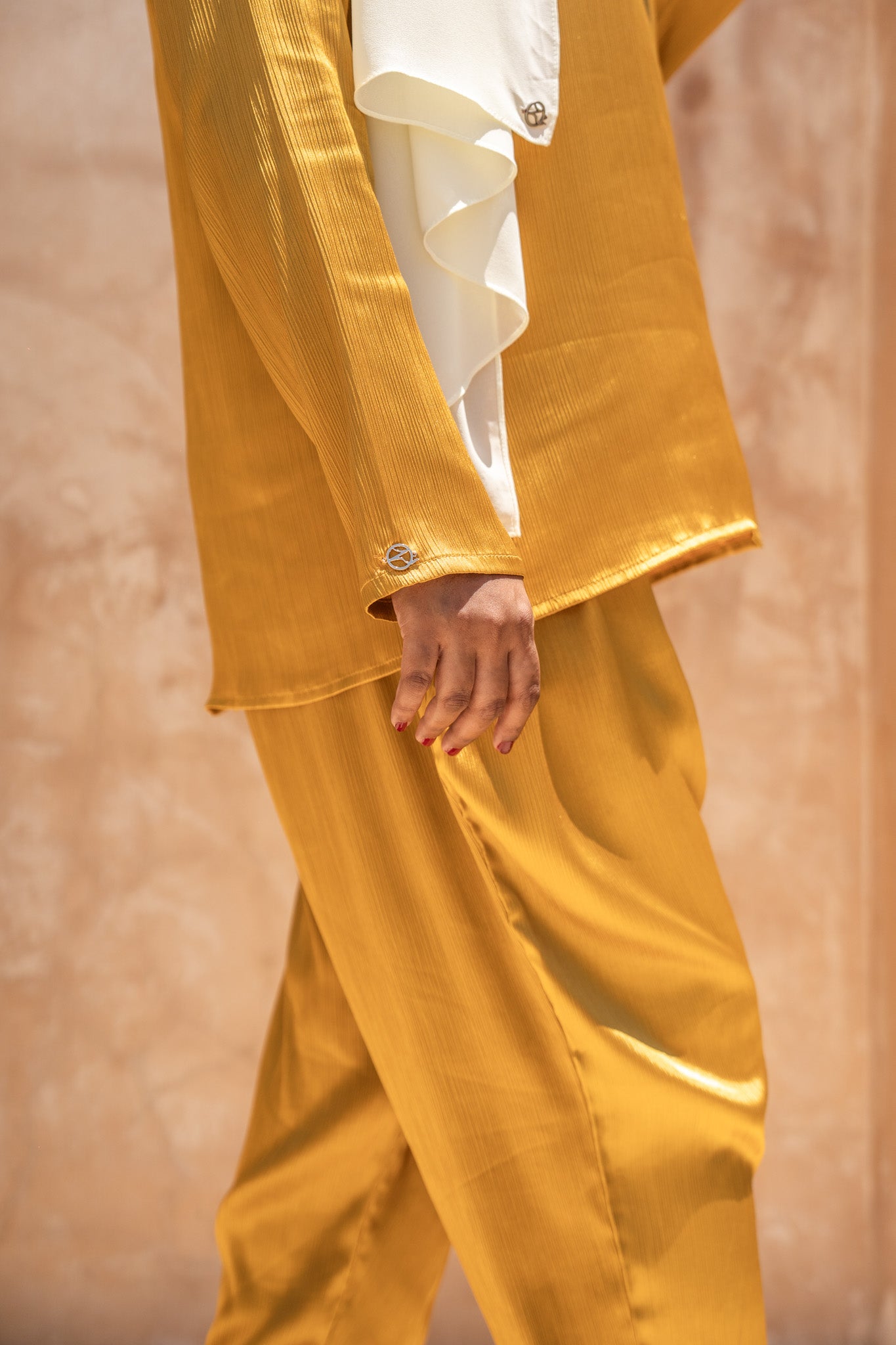 Curve Cuffed Pants in Arabian Gold & Pale Cooper