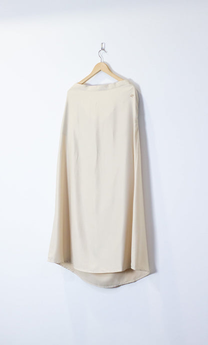 Curve Baju Kurung Skirt in Sandy White