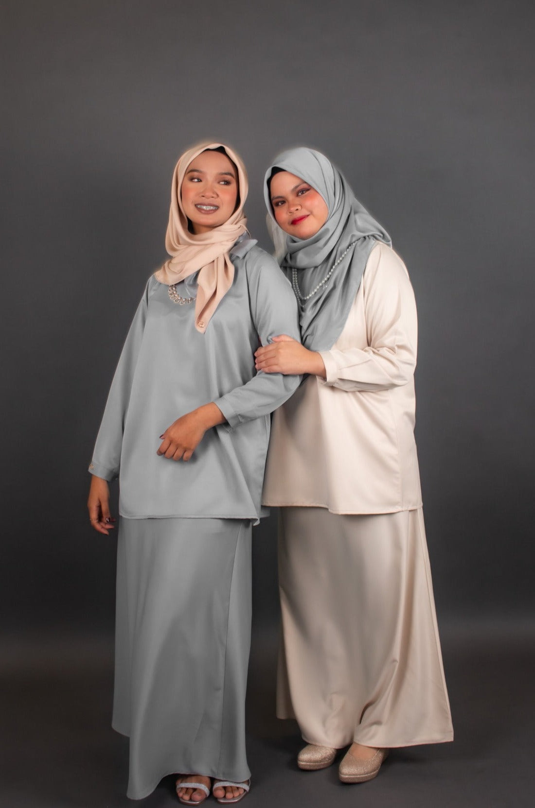 Baju Kurung Skirt in Sandy White