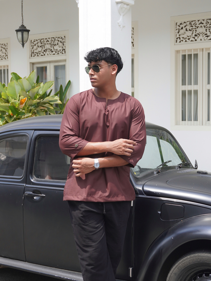 Satria Kurta in Chocolate