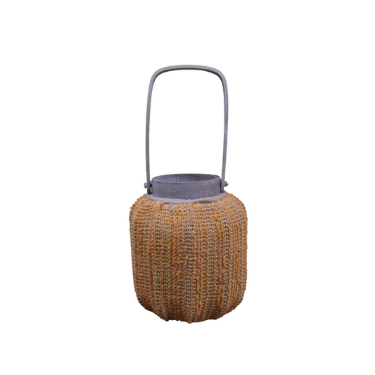Cylinder-Shaped Lantern in Ging Ger