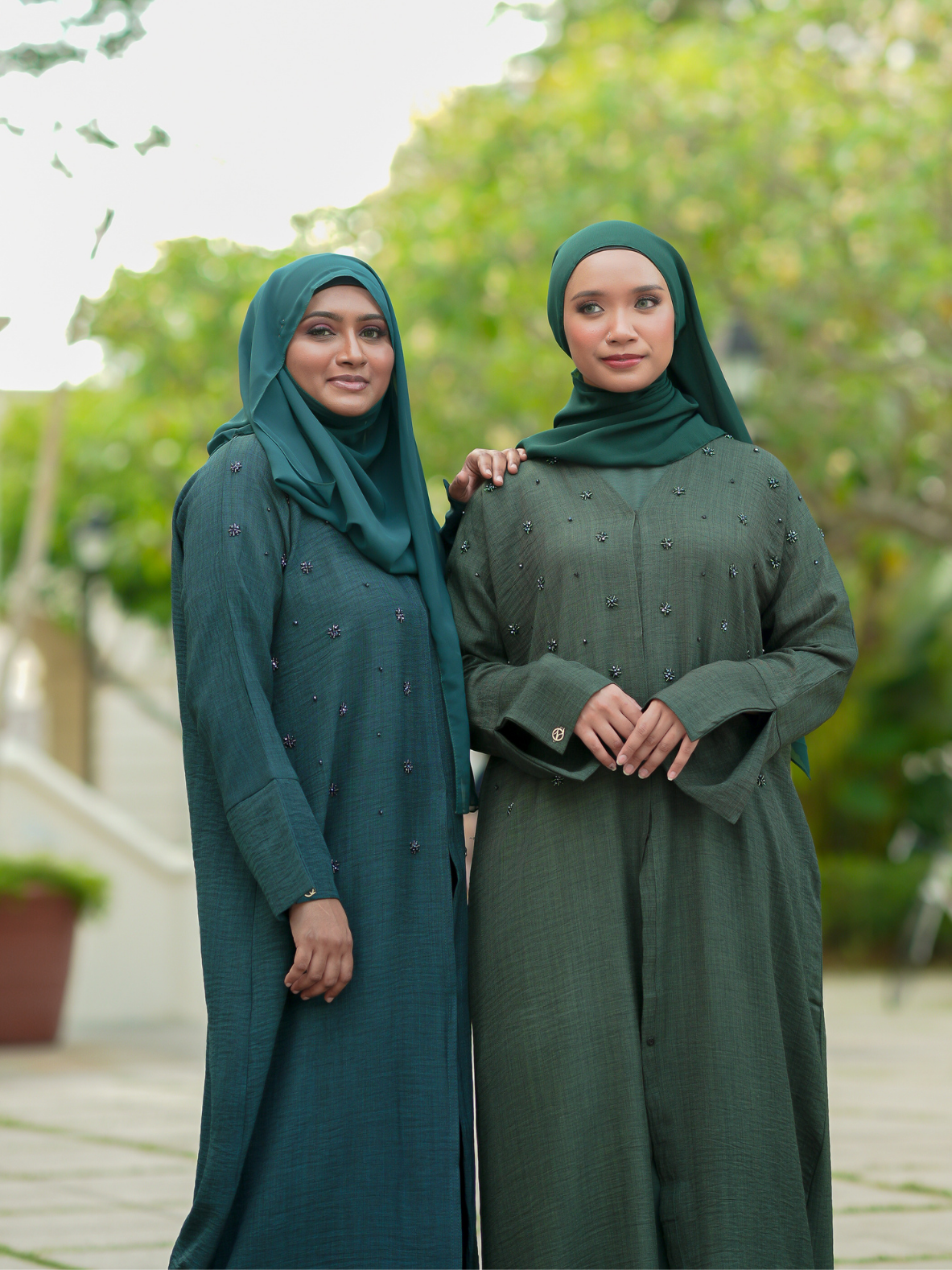 Grace Abaya in Forest Green