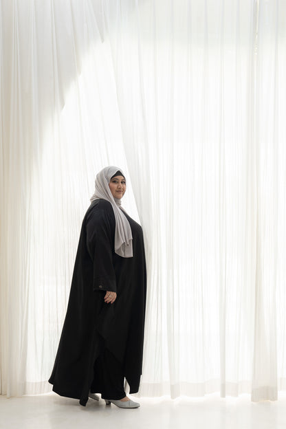 Winged Abaya in Blac Kohl