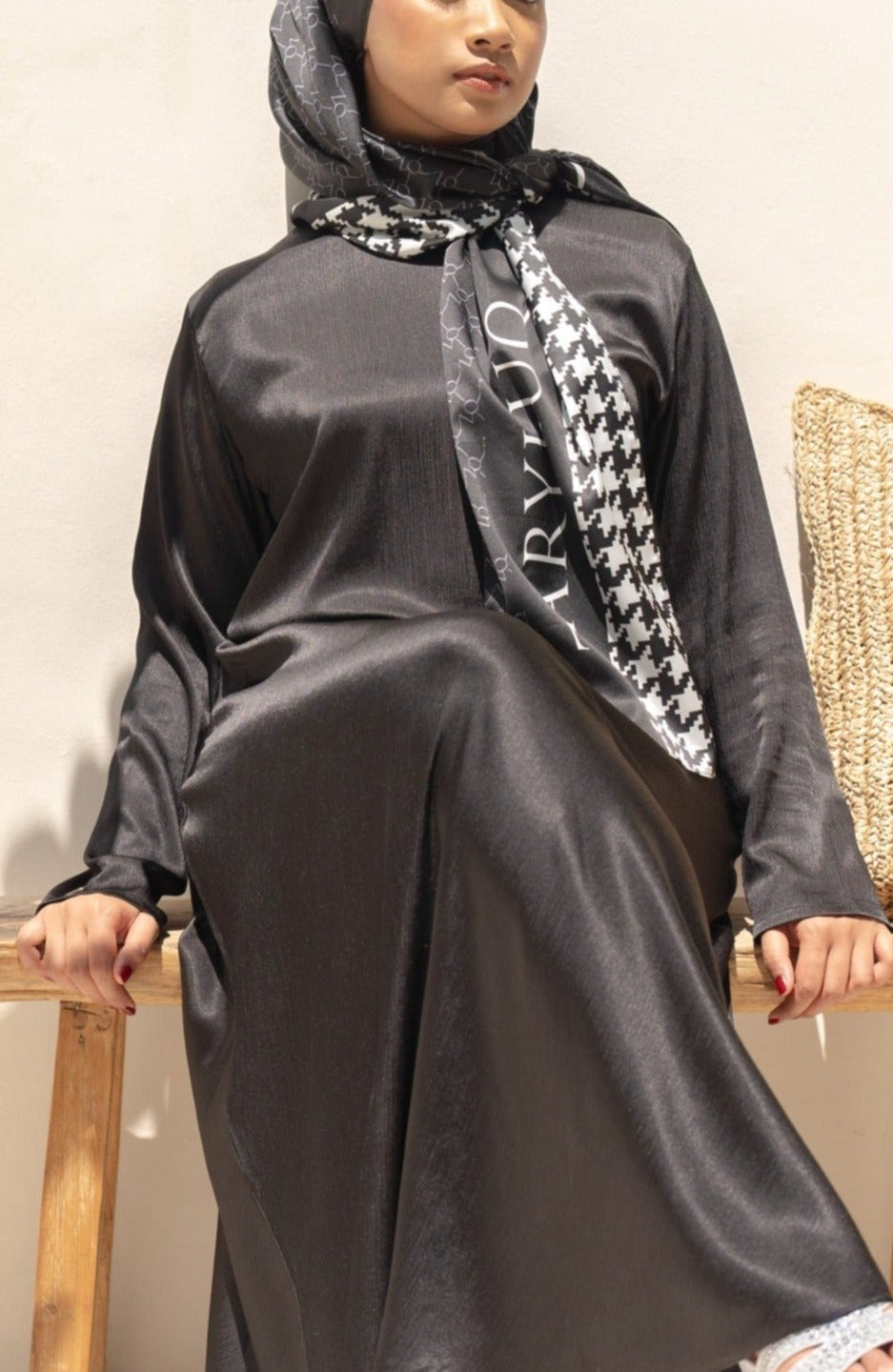 Curve A-Line Skirt in Misty Black