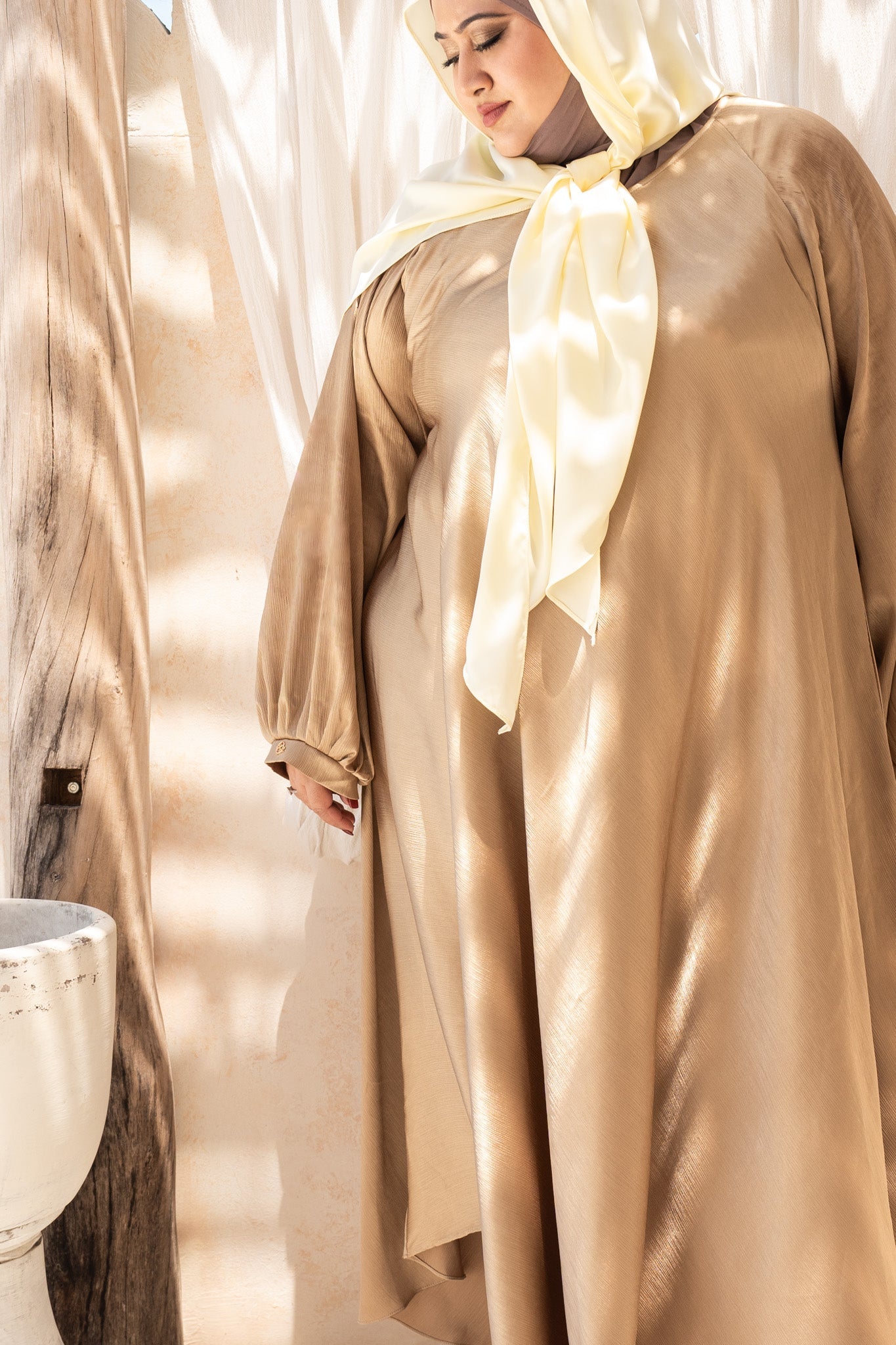 Curve Flowy Maxi Dress in Pale Copper