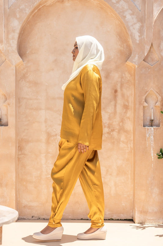 Curve Cuffed Pants in Arabian Gold & Pale Copper