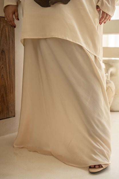 Curve Slim Blouse in Bliss White