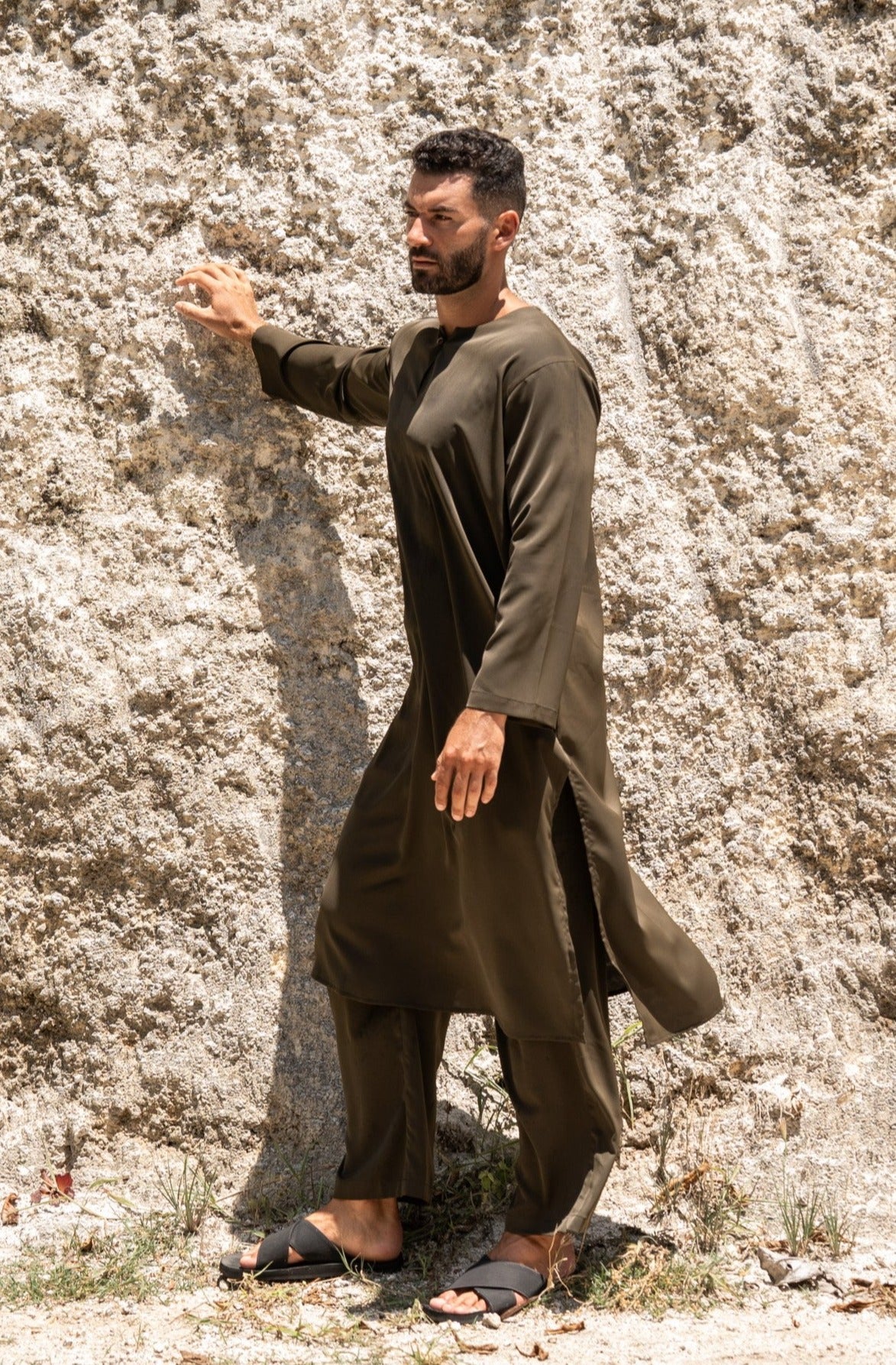 Curve Khalifah Set in Fossil Green